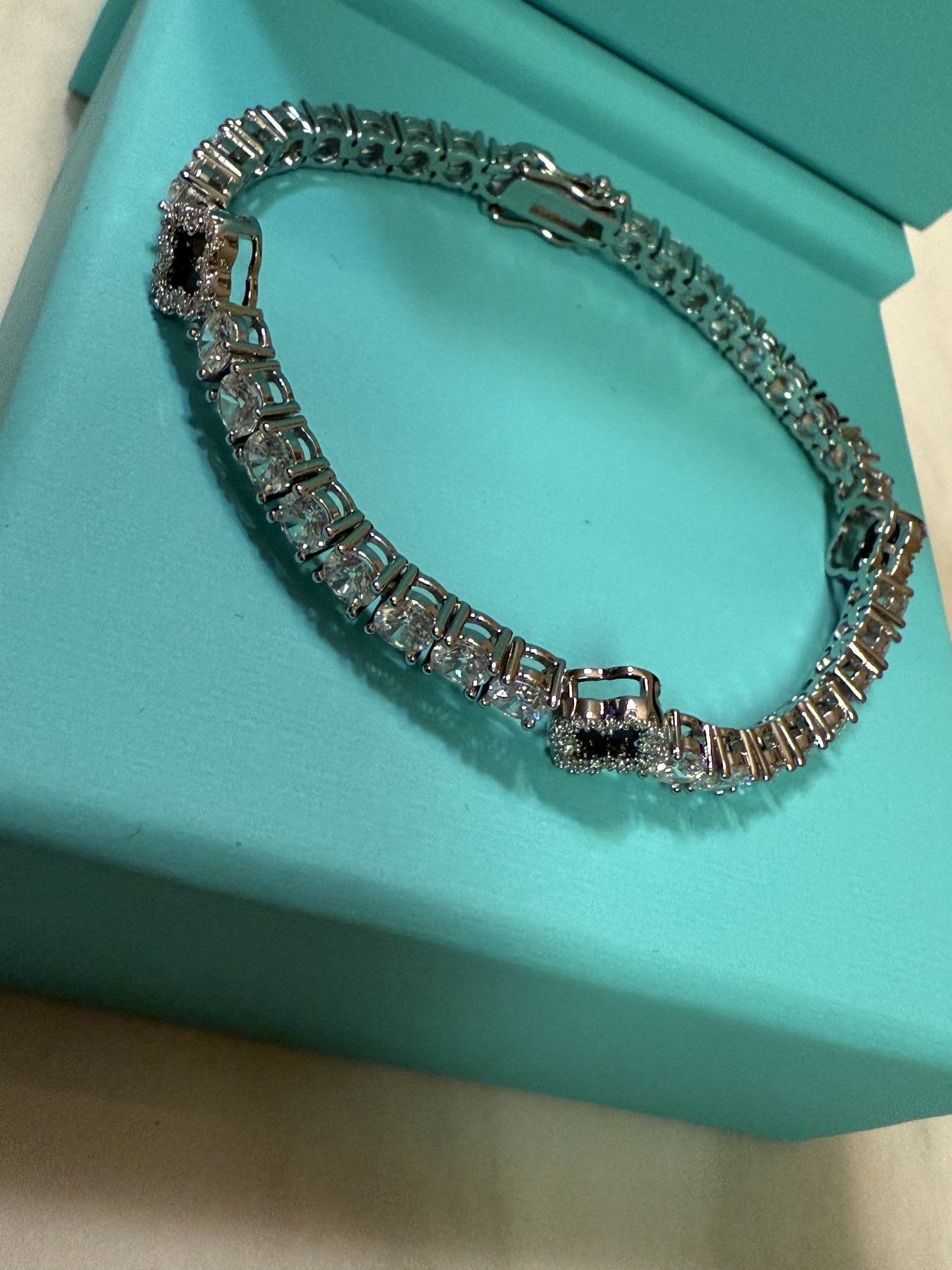 4mm Icy four leaf clover tennis bracelet