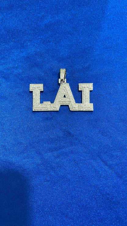 Icy Cravejado Custom Name Necklace
 (Ships in 2-4 weeks)